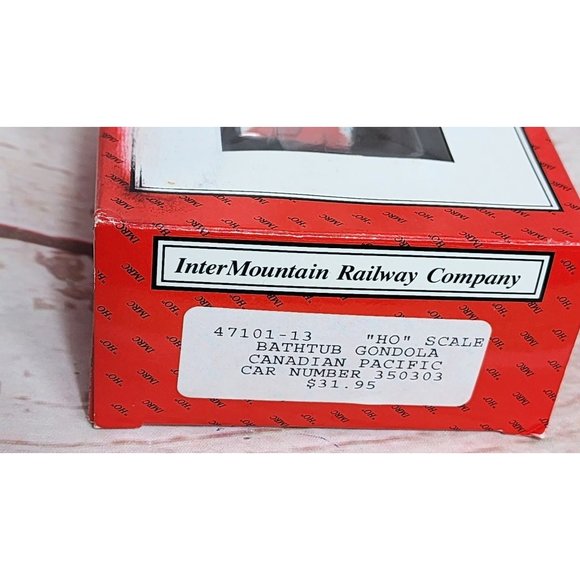 Vintage Inter Mountain Railway Company HO Scale Canadian Pacific Model Train - Picture 9 of 14